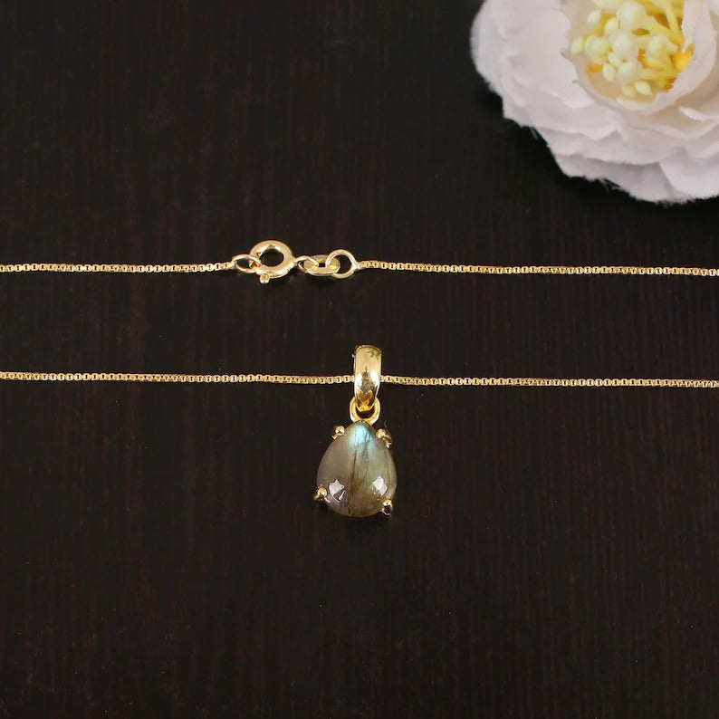 92.5 Sterling Silver Unique Labradorite Chain Necklace