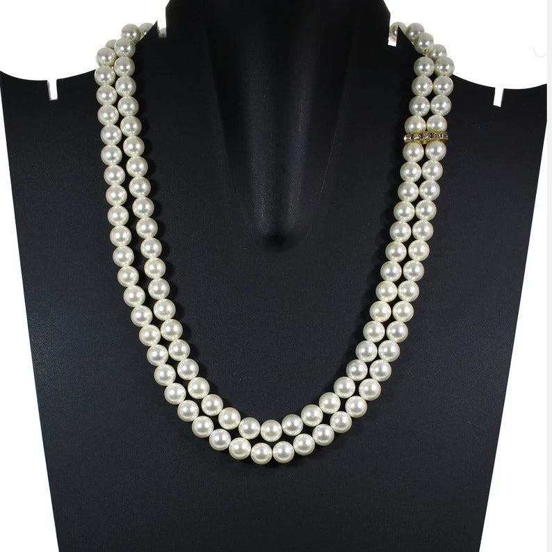 White Pearl Necklace