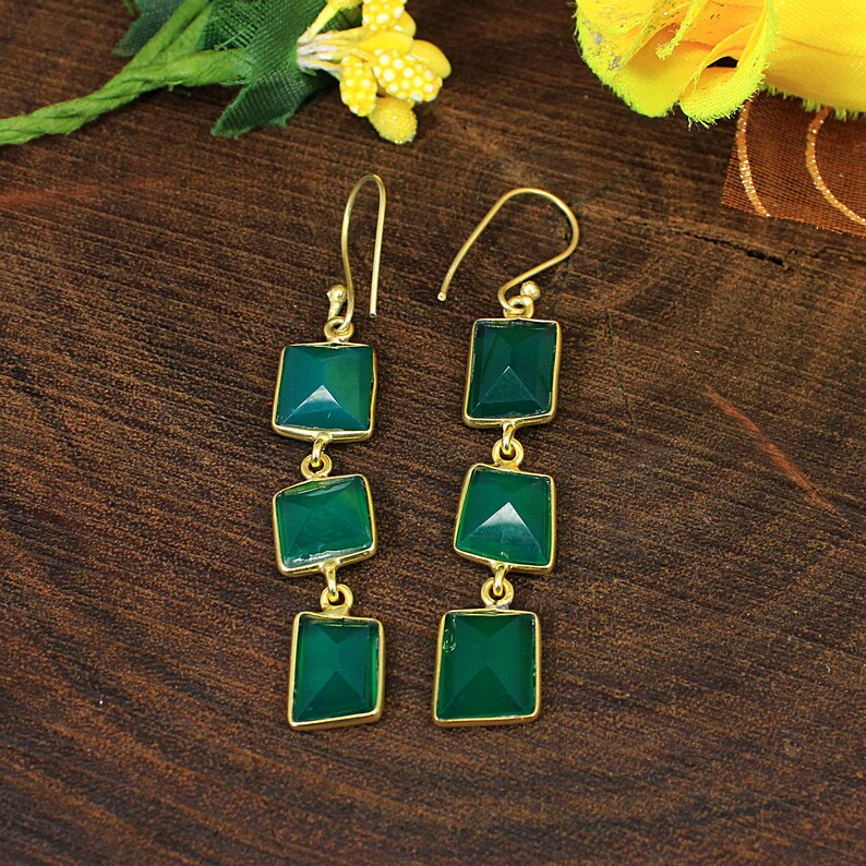 Green Onyx Dangling Earrings