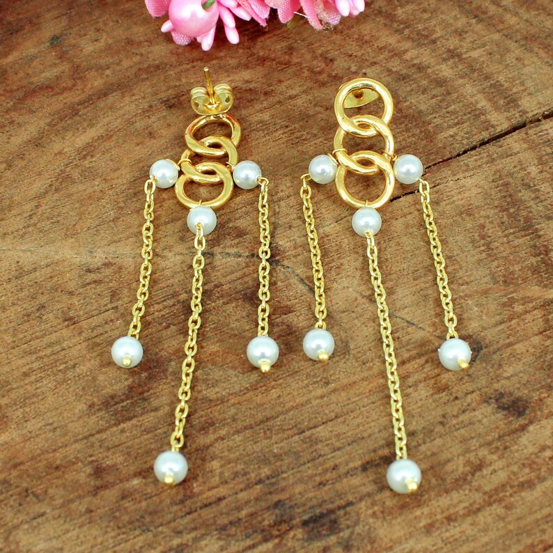 White Pearl Gemstone Earrings