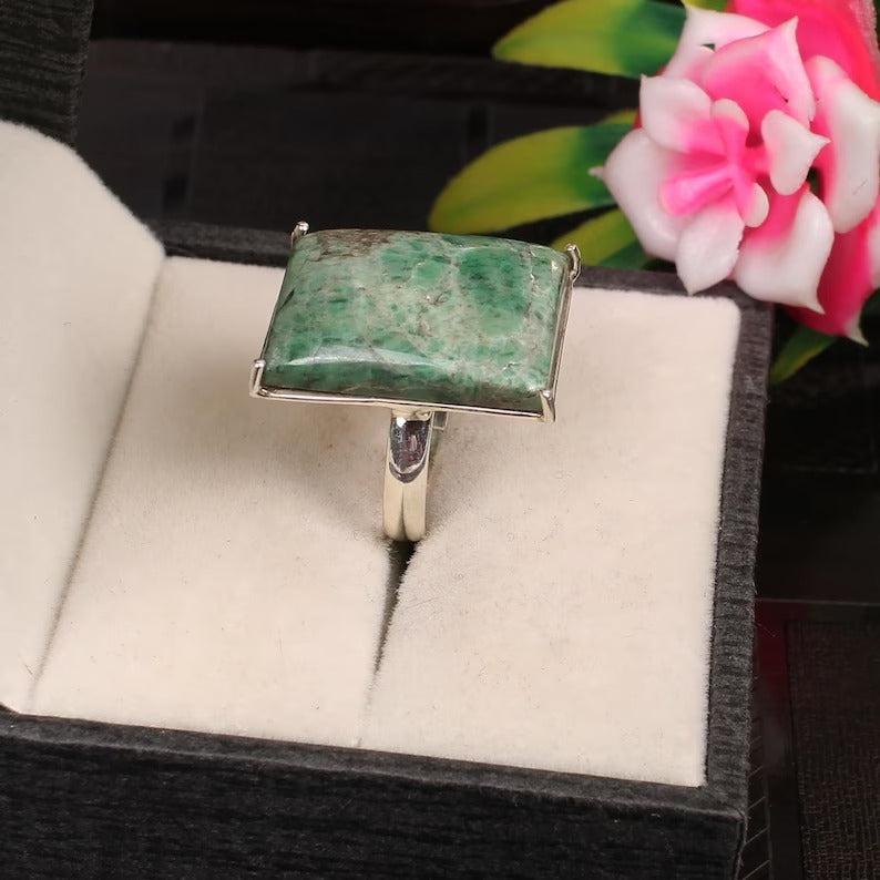 Maw Sit Sit Jade Gemstone 92.5 Sterling Silver Ring