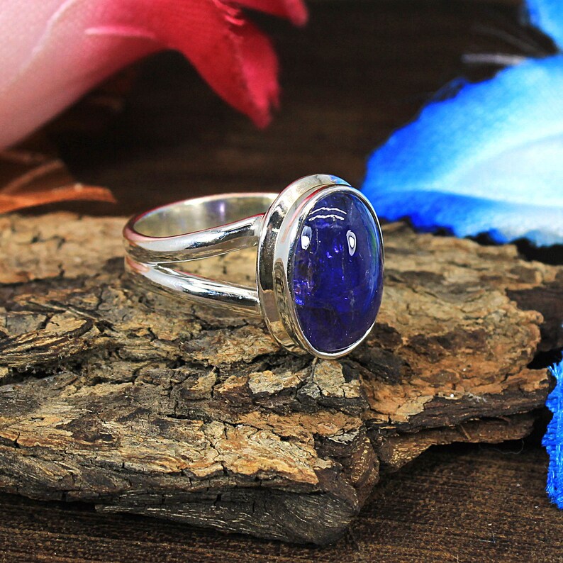 Natural Tanzanite Gemstone Sterling Silver Ring