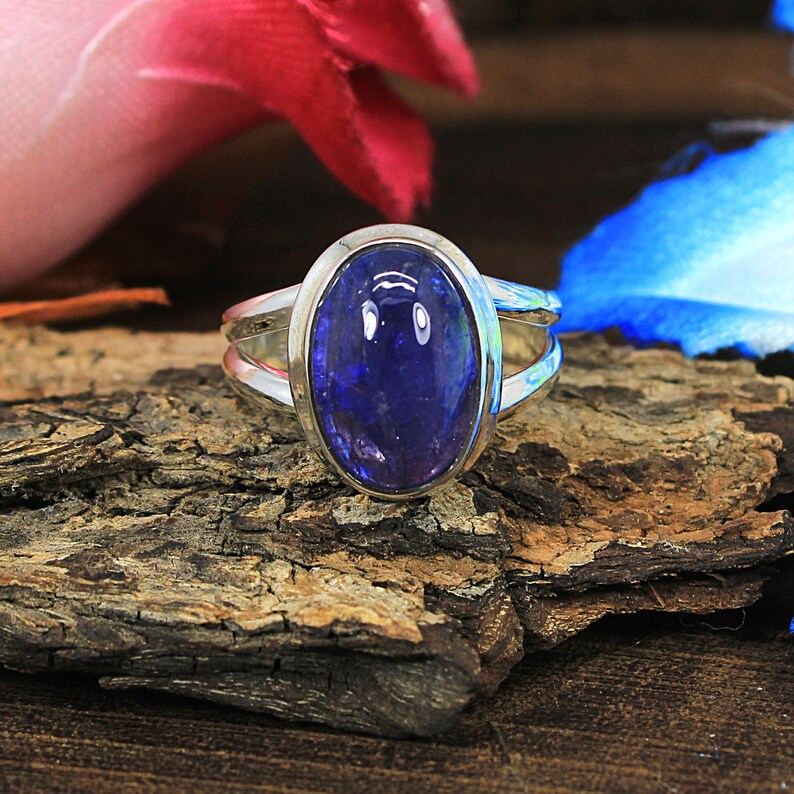 Natural Tanzanite Gemstone Sterling Silver Ring