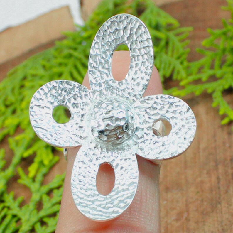 92.5 Sterling Silver Flower Design Ring