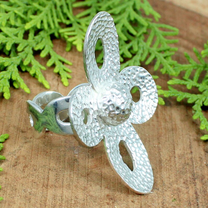 92.5 Sterling Silver Flower Design Ring