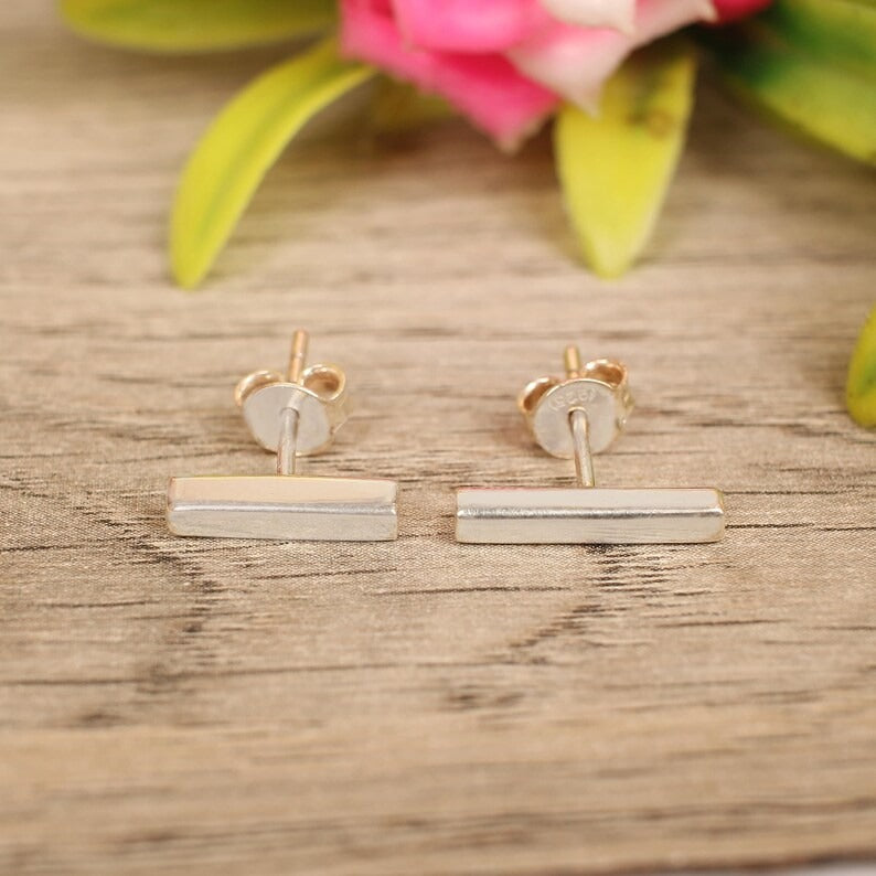 925 Sterling Silver T Bar Stud Earrings