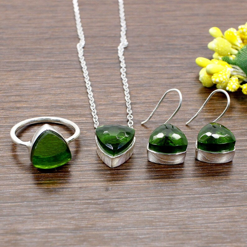 92.5 Sterling Silver Trillion Peridot Gemstone Jewelry Set