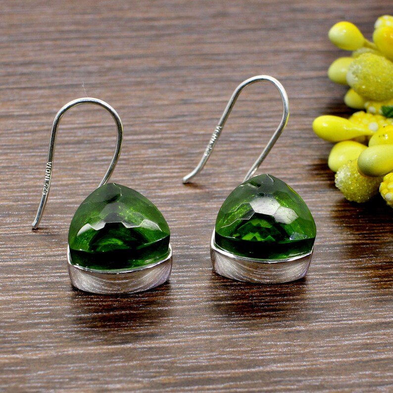 92.5 Sterling Silver Trillion Peridot Gemstone Jewelry Set