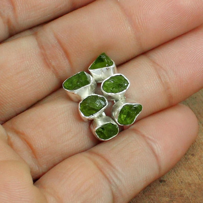 92.5 Sterling Silver Raw Peridot Gemstone Ring