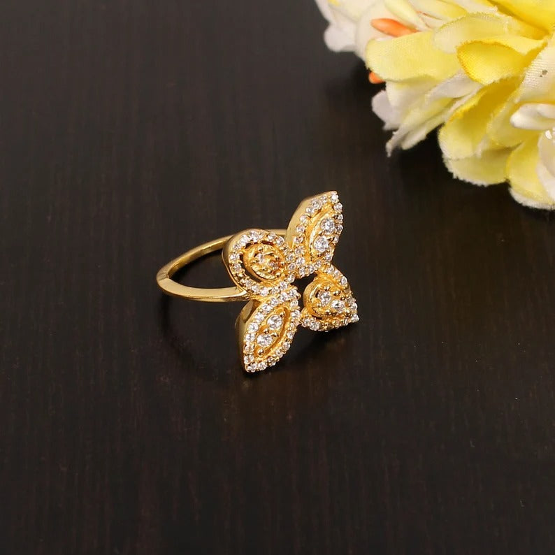 925 Sterling Silver Cz Stone Flower Shape Ring...