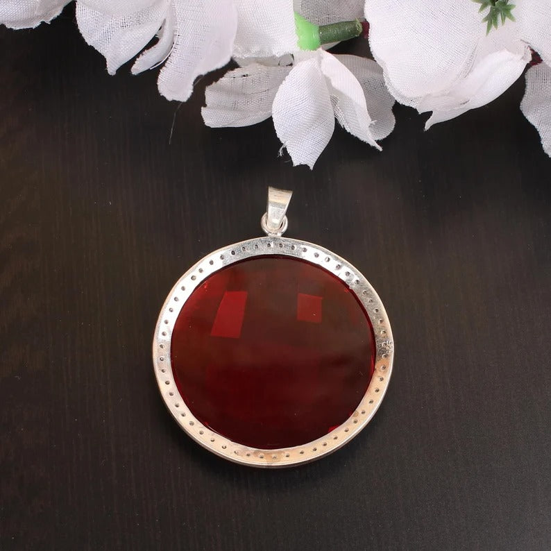 92.5 Sterling Silver Garnet Gemstone Pendant