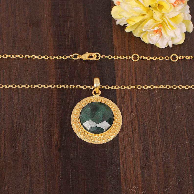 Natural Emerald Corundum Gemstone Gold Plated Brass Necklace