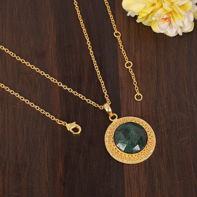 Natural Emerald Corundum Gemstone Gold Plated Brass Necklace