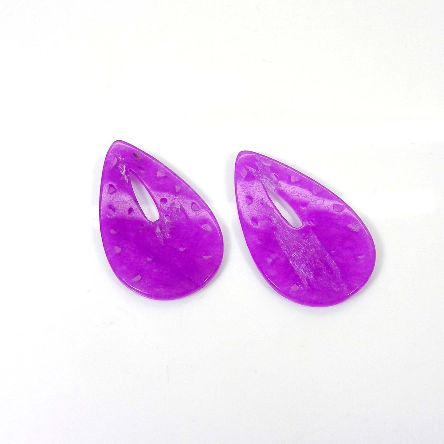 1 Pair Purple Jade Carving 41x24mm Pear 35.35 Cts