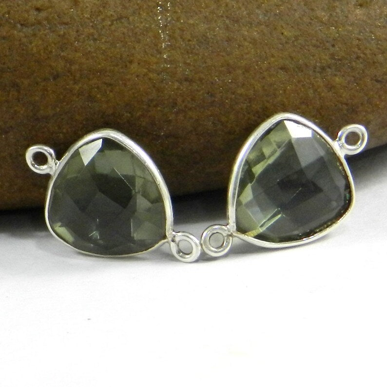 Natural green amethyst 925 solid silver 20 x 12 mm trillion briolette cut semi precious stone double loop bezel for making jewelry