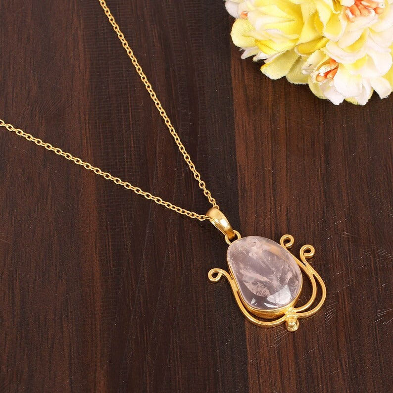 Natural Rose Quartz Minimalist Style Necklace