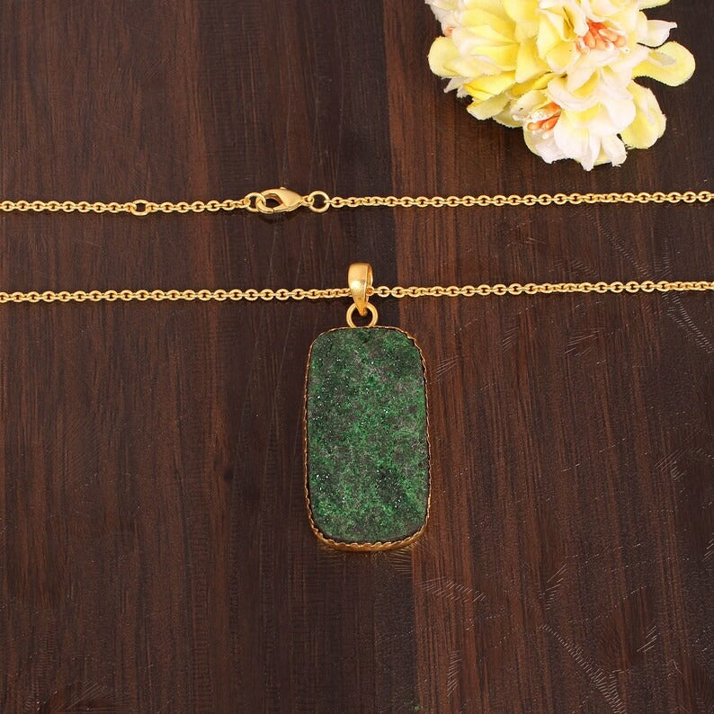 Natural Uvarovite Garnet Gemstone Gold Plated Necklace