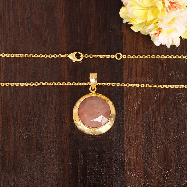 Natural Peach Moonstone Gemstone Brass Necklace