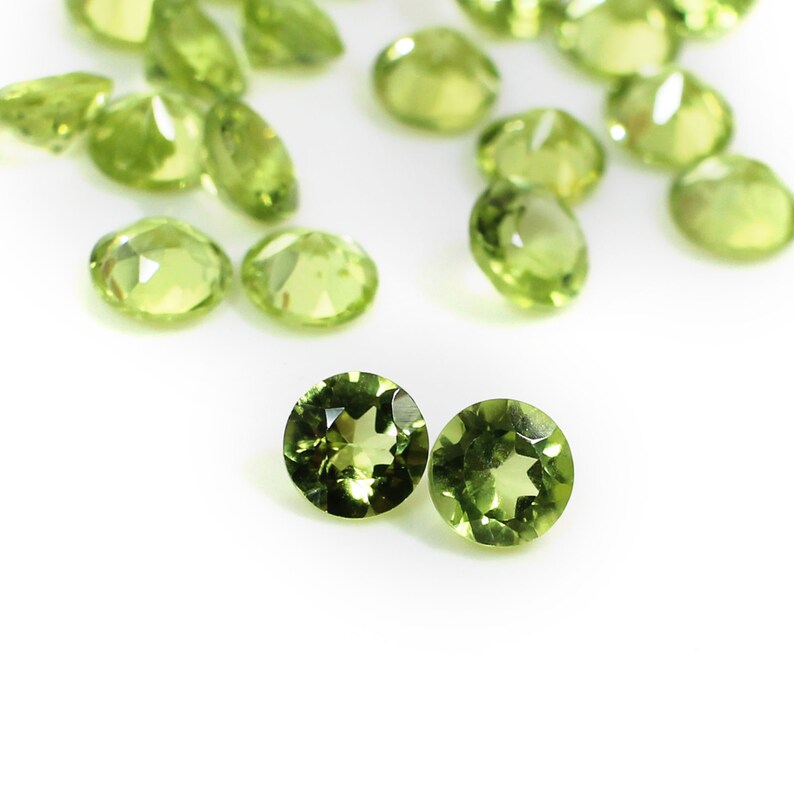 AAA Natural Peridot Round Cut Gemstone