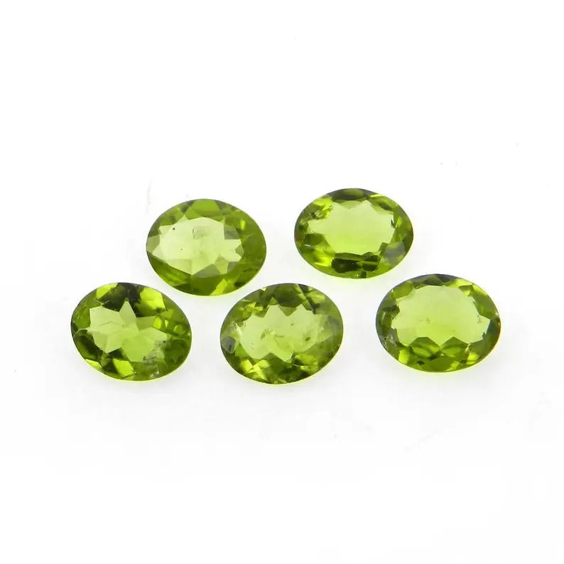 Natural Peridot oval cut 10 x 8 mm AAA quality semi-precious stone faceted calibrated wholesale lot