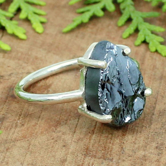 Pear Natural Silicon Gemstone Prong Set Silver Round Band Ring