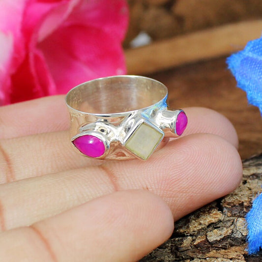 Fuchsia Chalcedony Gemstone 92.5 Silver Ring