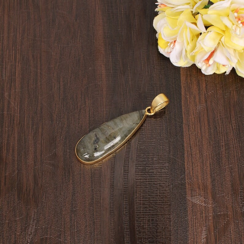 Labradorite Long Pear Pendant