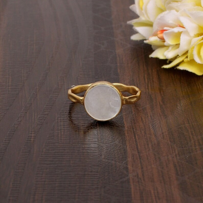 Mother Of Pearl Designer Band Ring