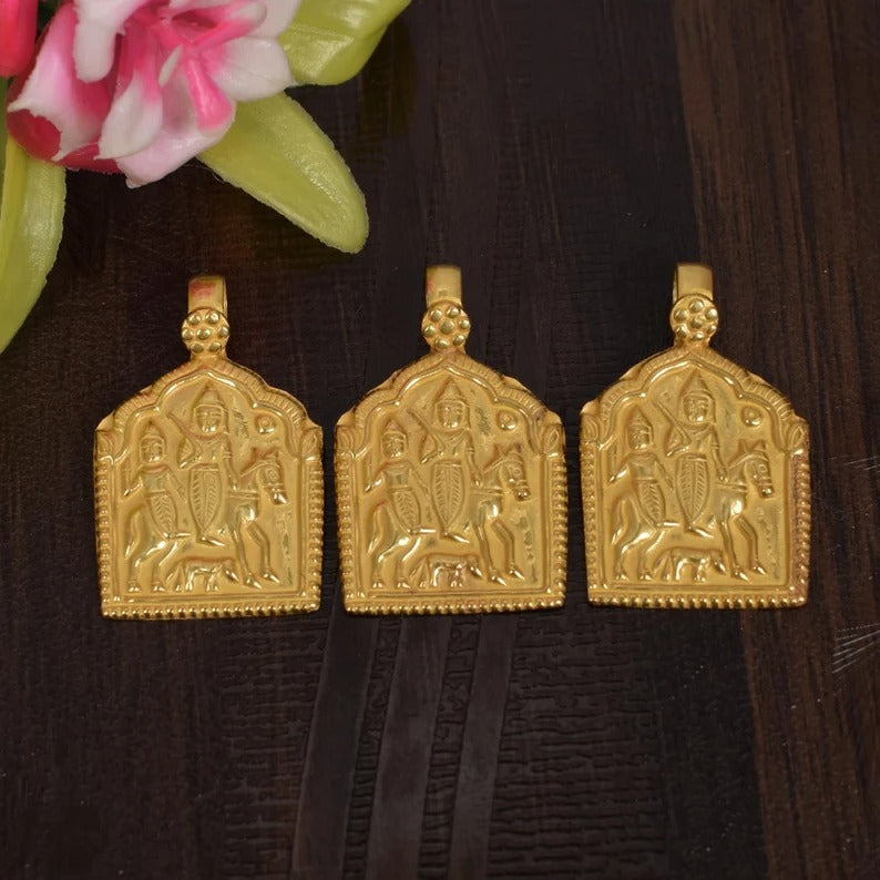 Ram Lakhman Pendants