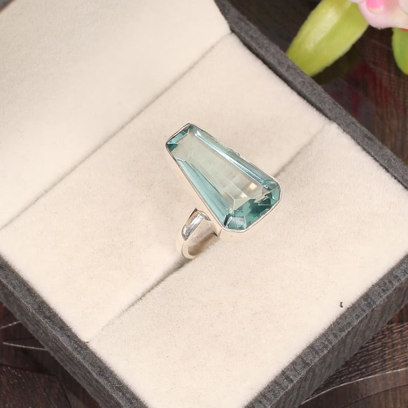 Coffin Bezel Set Aquamarine Gemstone 925 Silver  Ring