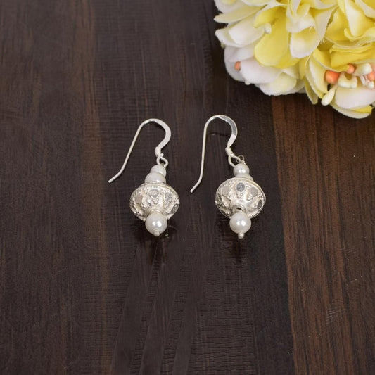 92.5 Sterling Silver Pearl Designer Earrings