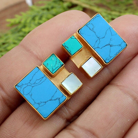 Women Stud Earrings