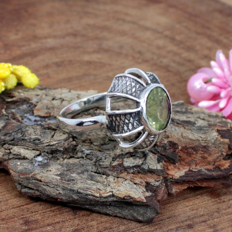 92.5 Sterling Silver Lemon Quartz Gemstone Ring