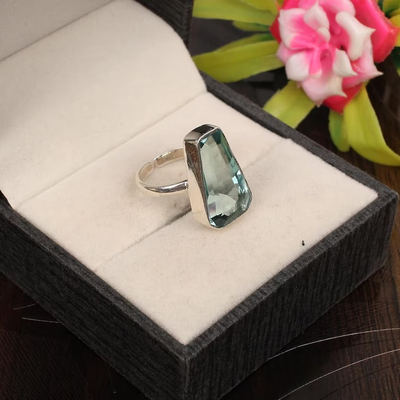 Coffin Bezel Set Aquamarine Gemstone 925 Silver  Ring