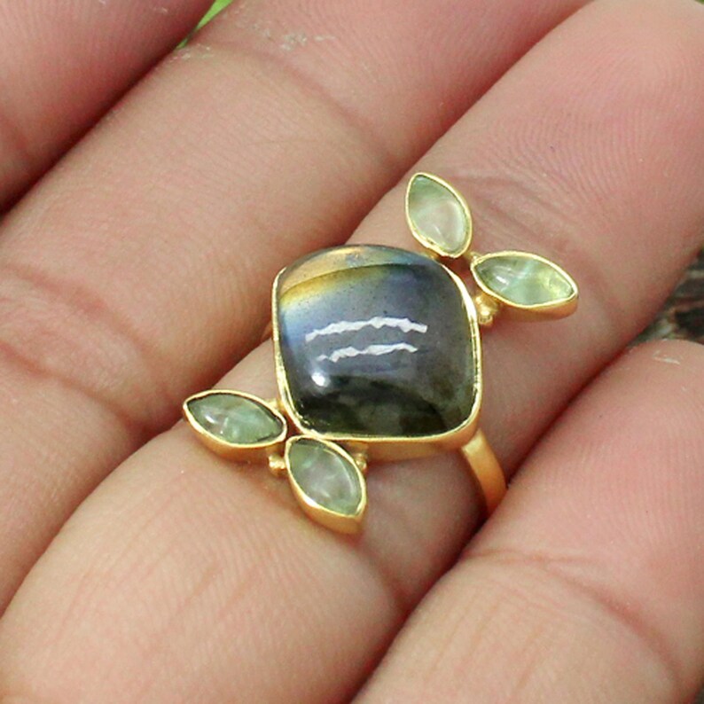 Labradorite Gemstone Sterling Silver Ring