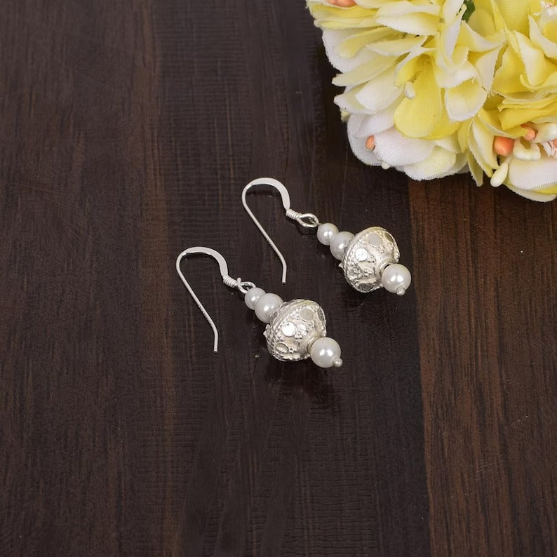 92.5 Sterling Silver Pearl Designer Earrings